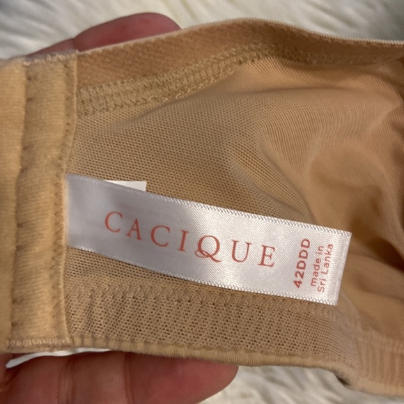 Cacique Bra size 42DDD excellent condition color tan - Picture 4 of 12